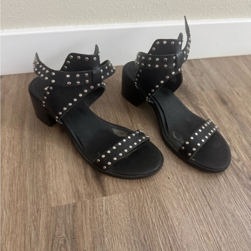 Steve Madden Black Studded Sandals